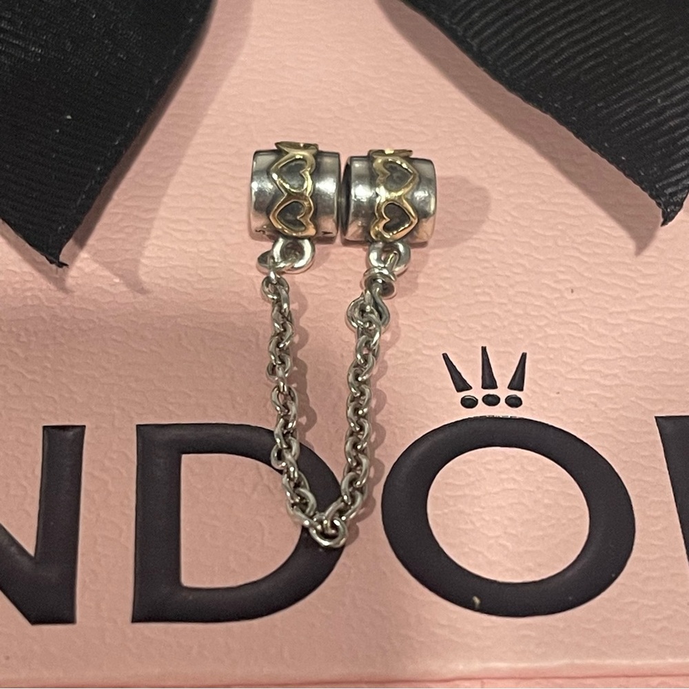 Pandora Two Tone Heart Safety Chain - Picture 3 of 8
